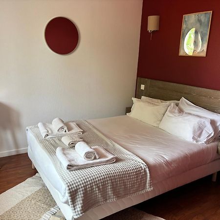 Hotel Le Boiate Арес Экстерьер фото